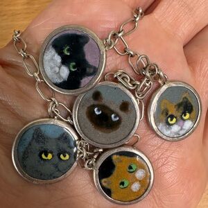 Victor Lee Cat Coin Charm Necklace Silver Limoges Grisaille Enamel RARE Vintage